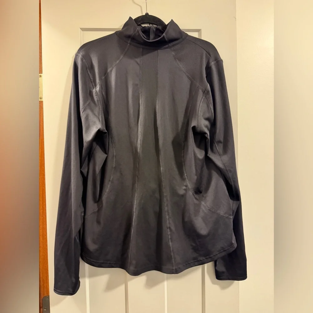 Half Zip Workout Top - Picture 4 of 4